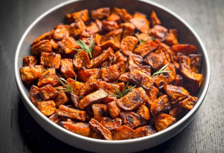 Clove-Spiced Roasted Sweet Potatoes